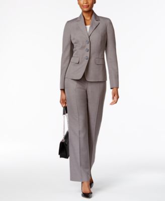 Le Suit - Three-Button Pantsuit