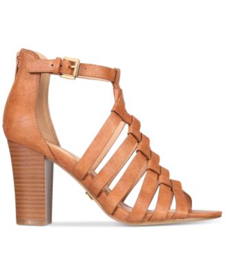 xoxo women's baxter dress sandal