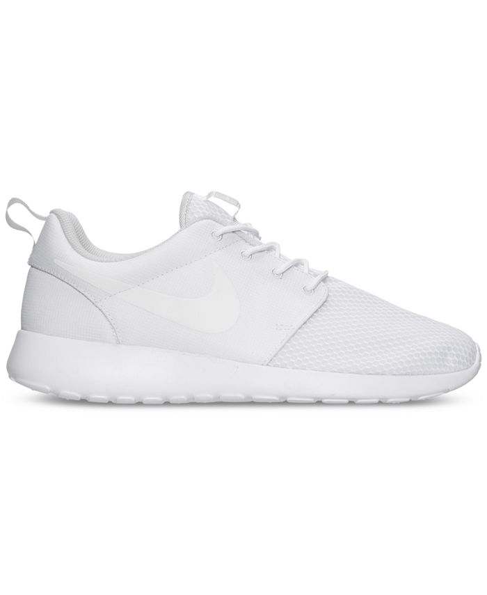 nike men's roshe one se shoes