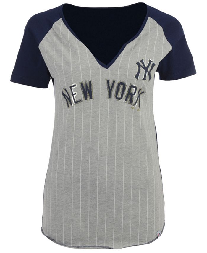 New York Yankees G-III 4Her by Carl Banks Women's Baseball V-Neck Fitted T- Shirt - White