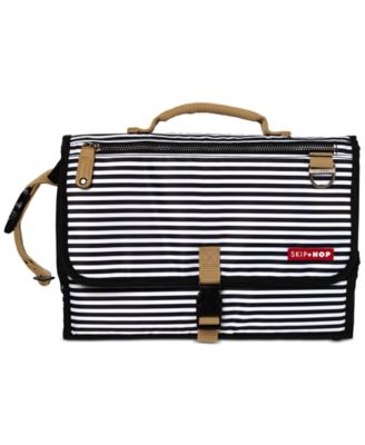 Skip Hop Pronto Signature Changing Station - Black Stripe 16$