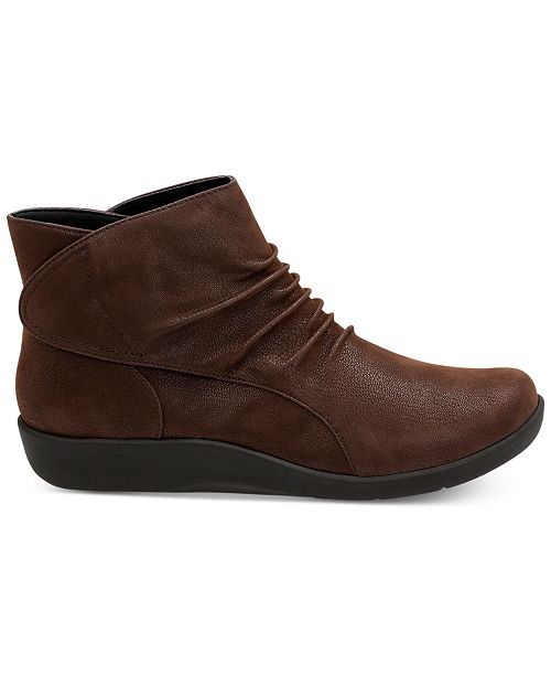 sillian sway bootie
