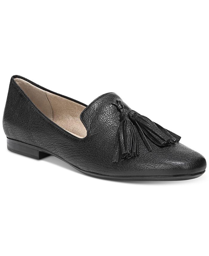 Naturalizer elly 2025 tassel loafer