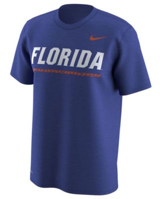 Nike - Men's Fresh Trainer Hook T-Shirt