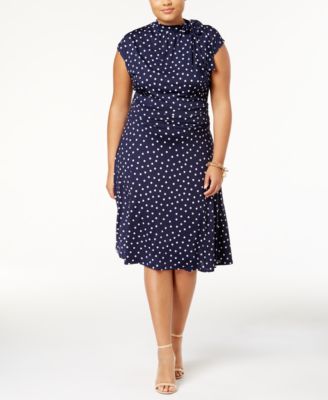 Love Squared - Trendy Plus Size Mock-Neck Retro Dress