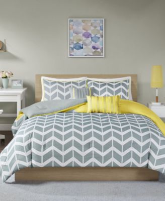 Intelligent Design Nadia 5 Pc Bedding Sets Reviews Bed In A