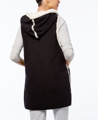 Hue Sleeveless Fleece-Lined Hooded Robe