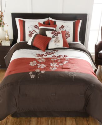Hallmart Collectibles - Finnette 7-Pc. Queen Comforter Set