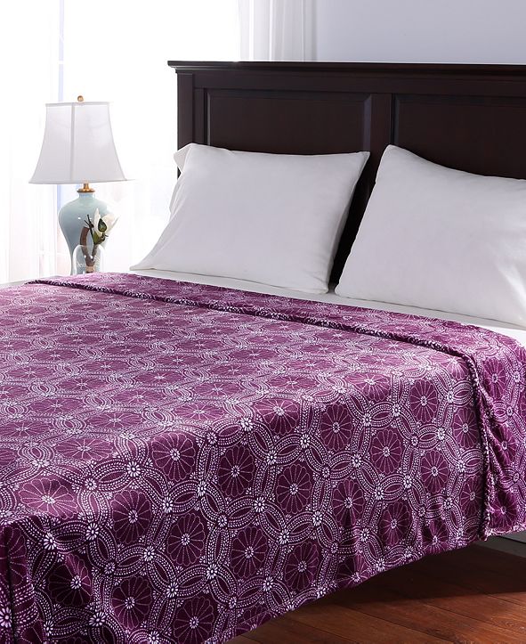 Berkshire VelvetLoft Dot Mandala 90" x 90" Bed Blanket & Reviews