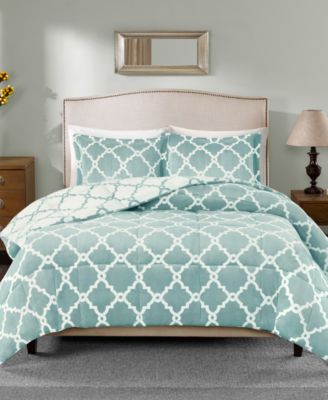 Photo 1 of TWIN True North by Sleep Philosophy Peyton Reversible 2-Pc. Plush Comforter Set
1 Sham and comforter, super soft