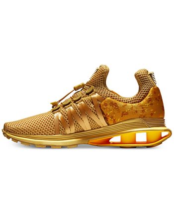 Nike shox gravity finish line hot sale