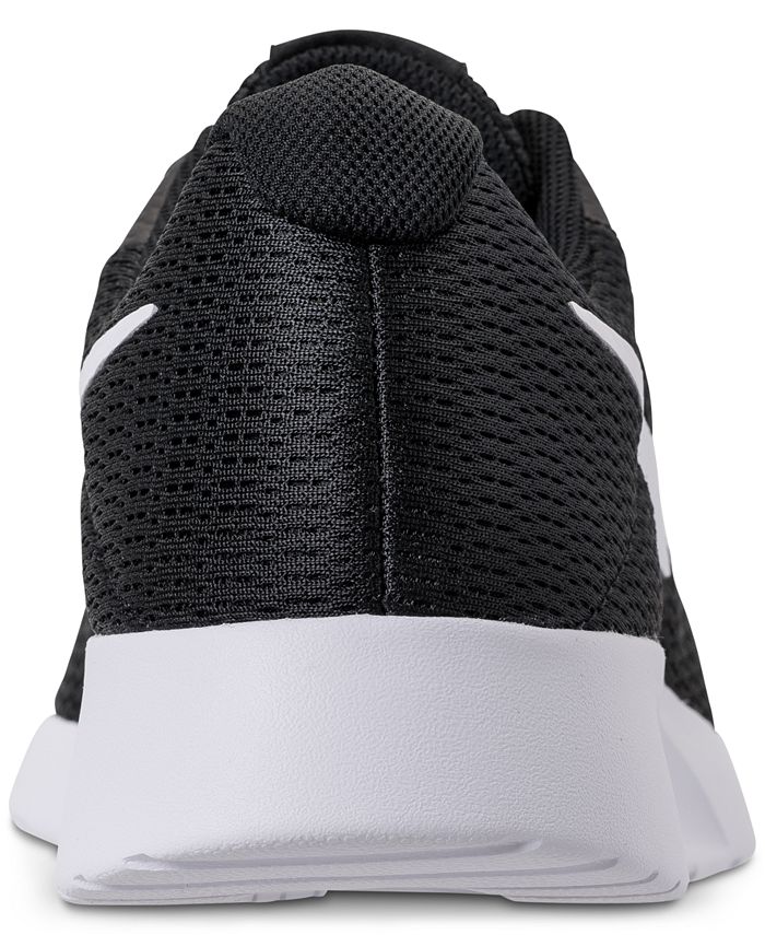 nike tanjun wide width