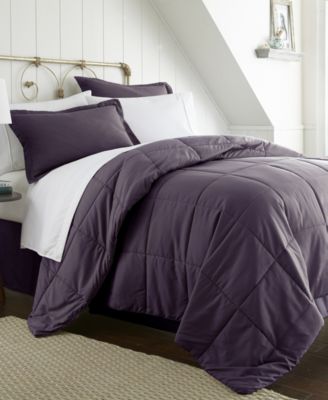 A Beautiful Bedroom Lightweight Comforter Sets