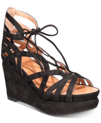 kenneth cole wedges