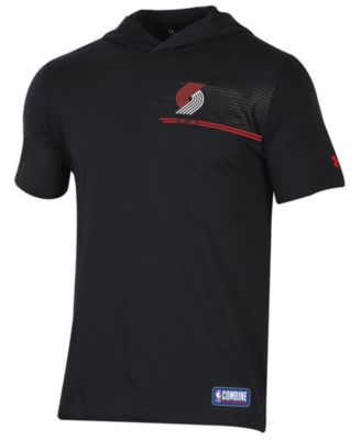 Under Armour - Baseline Short Sleeve Hooded T-Shirt
