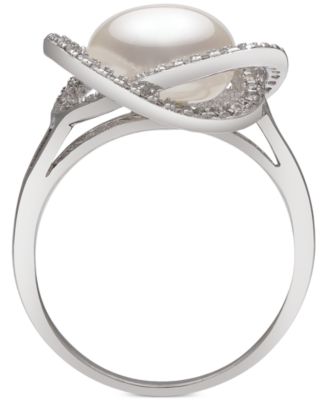 Cultured Freshwater Pearl (9mm) & Cubic Zirconia Statement Ring in Sterling Silver