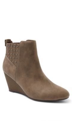 xoxo burkey wedge boot