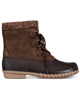 bare traps fabulous duck boot