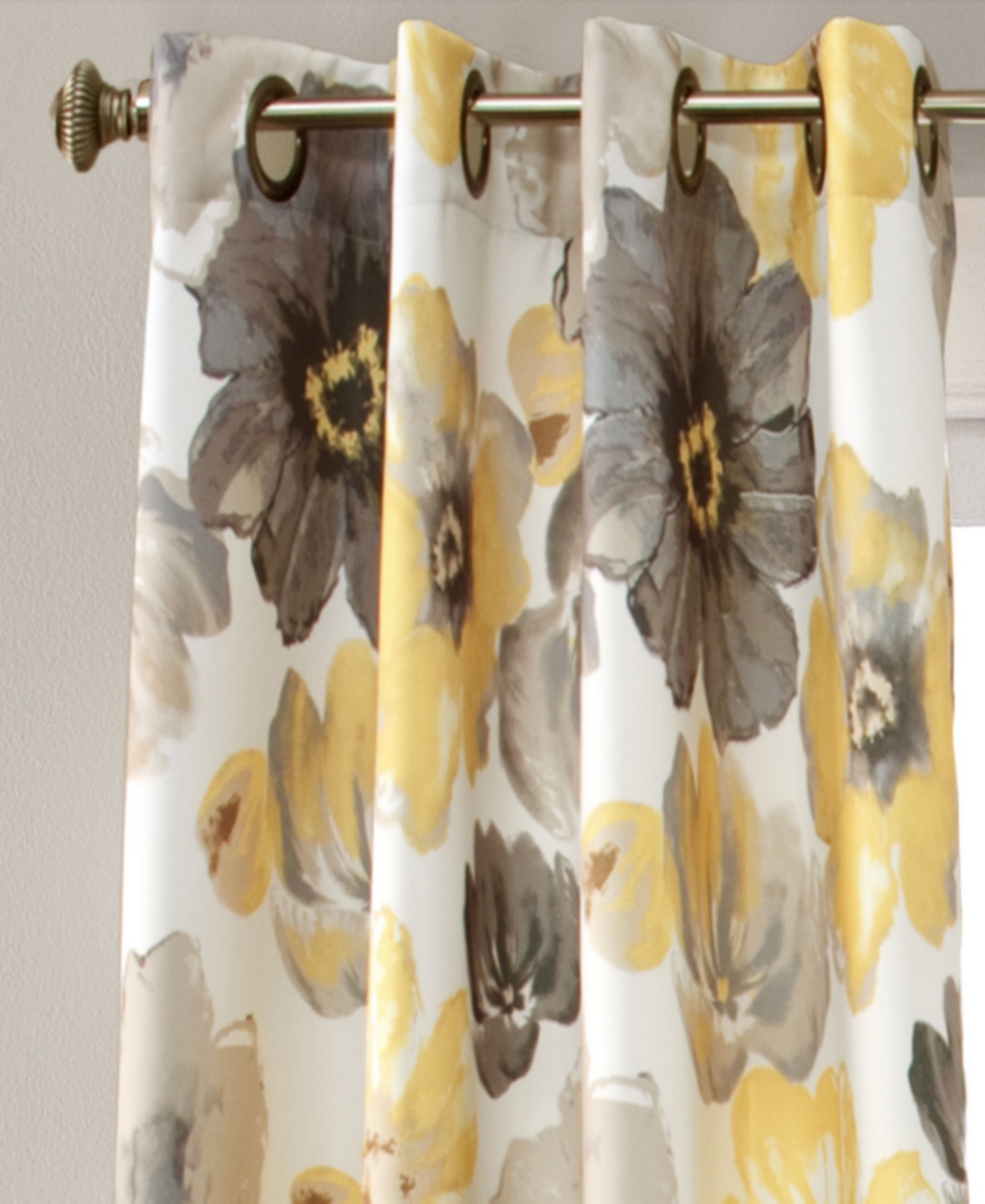 Leah Floral 52" x 120" Curtain Set