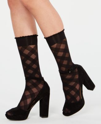 Hue - Diagonal Gingham Sheer Socks