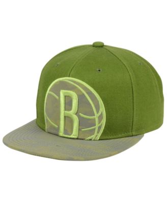 Mitchell & Ness - Olive Reflective Camo Snapback Cap