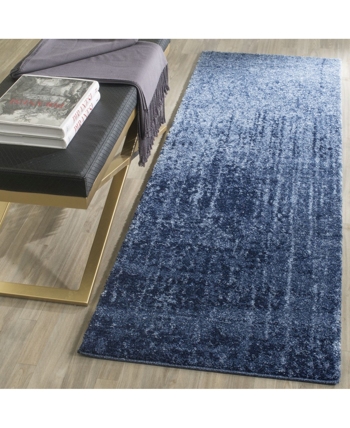 Safavieh Retro RET2770and Blue 2'3