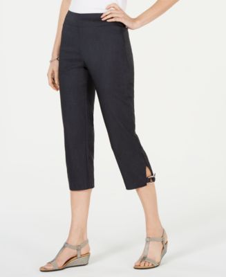 Double Button Hem Capri Pant