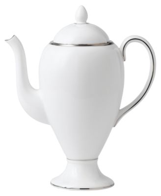 Wedgwood - "Sterling" Coffeepot, 1.6 pints