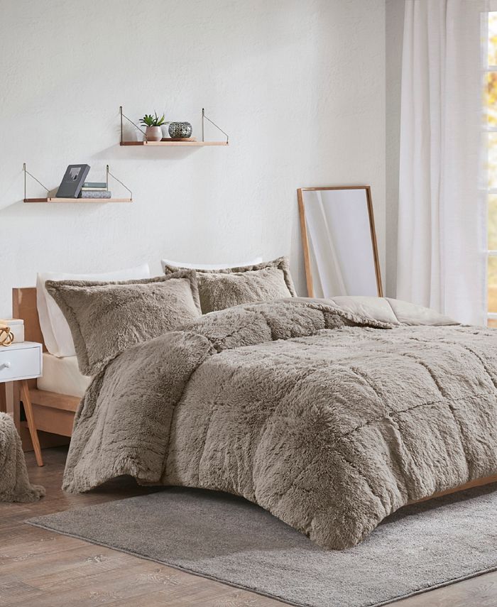 Intelligent Design Malea Twin/Twin XL 2Pc. Shaggy Faux Fur Comforter