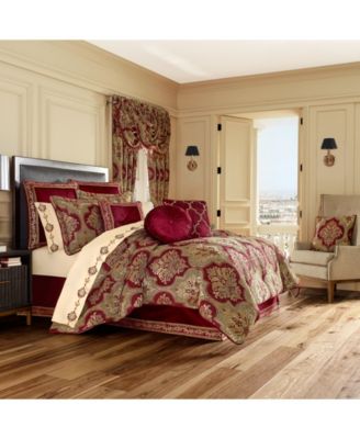 J Queen Maribella Crimson Queen Comforter Set