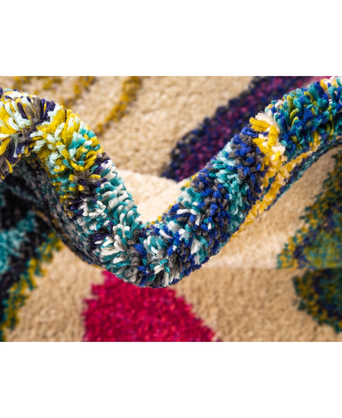 Bayshore Home Newwolf New110' Area Rug - Beige