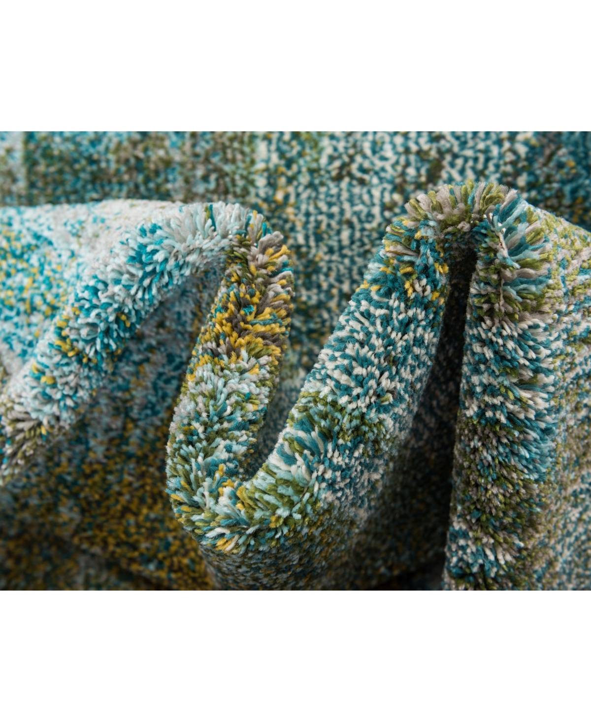 Bayshore Home Adah Ada2Area Rug - Turquoise