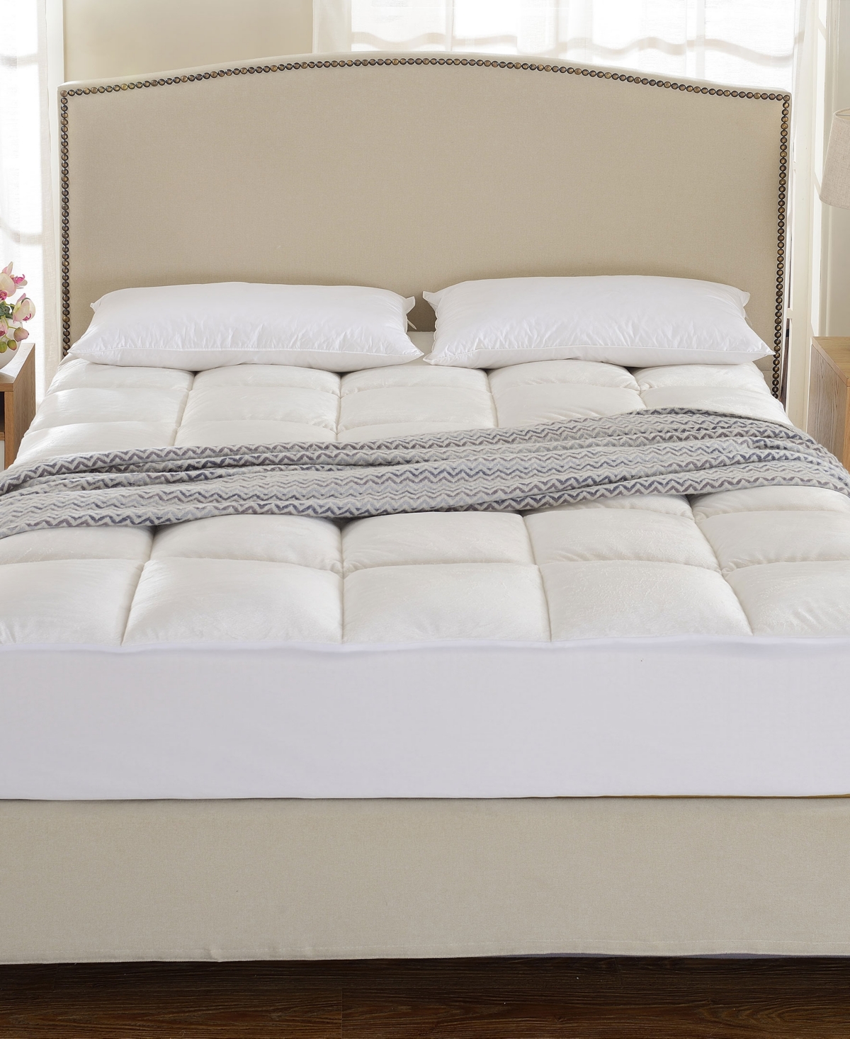 Cheer Collection Luxurious Microplush Mattress Topper