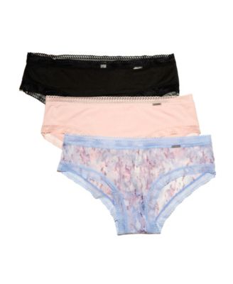BCBGMAXAZRIA