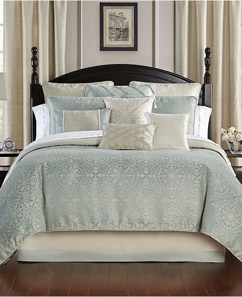 Waterford Daphne Reversible King 4 Piece Comforter Set Reviews