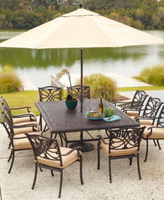 Furniture CLOSEOUT! Kingsley Outdoor Cast Aluminum 5-Pc. Dining Set (48" Round Dining Table and 4 Dining Chairs), Created for Macy's