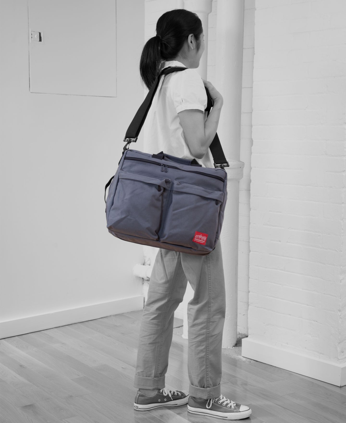 Женская сумка Manhattan Portage Tribeca Bag with Back Zipper, цвет: Чёрный — фото 9