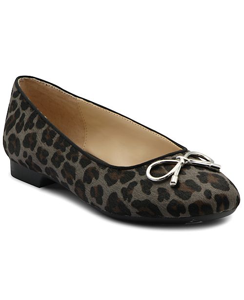 adrienne vittadini shoes flats