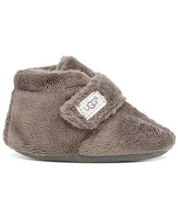 Macys childrens ugg boots on sale