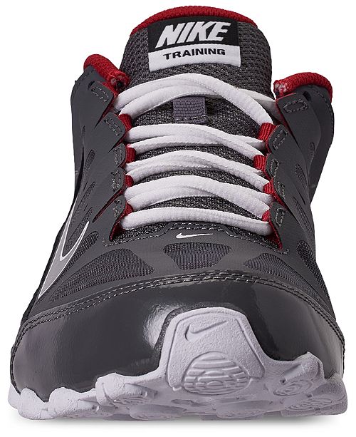 nike reax 8 tr stores