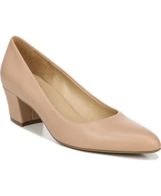 naturalizer whitney block heel pump