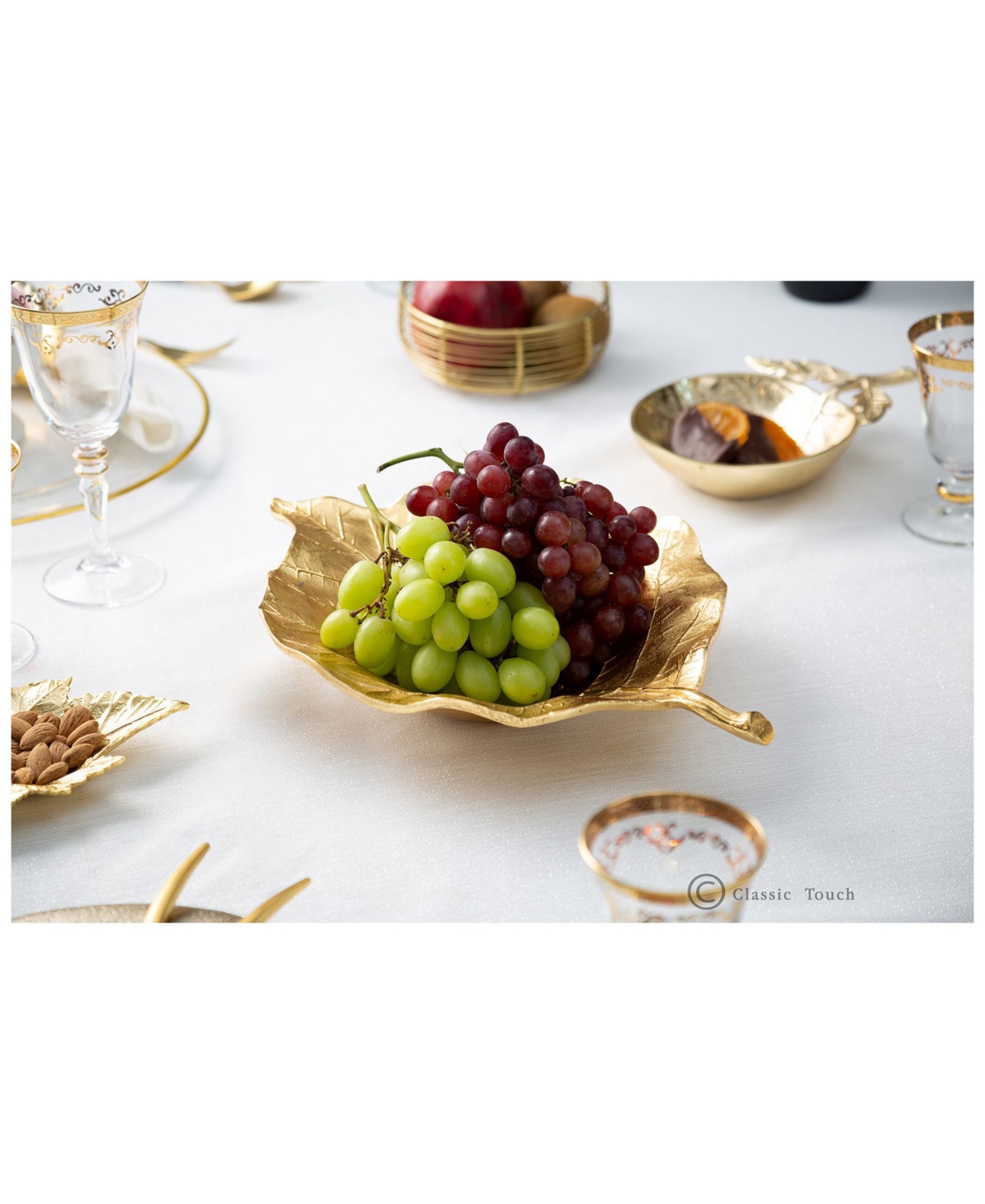 Classic TouchLeaf Shaped Bowl with Vein Design - Gold