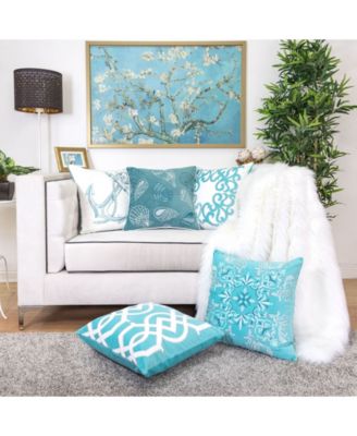 Seashell Decorative Pillow, 20" x 20"