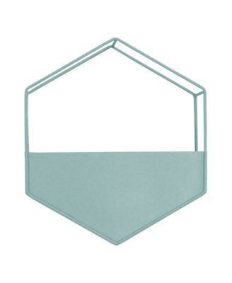 Stratton Home Décor