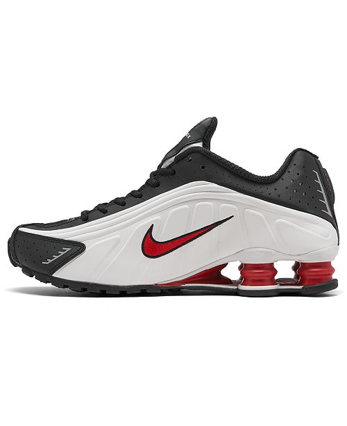 do nike shox r4 run small