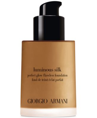 Armani Luminous Silk Natural Glow Foundation