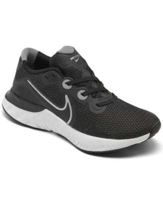 macy's women's nike running shoes