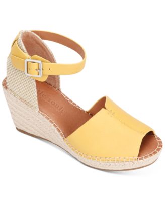 naturalizer women's cinda wedge sandal