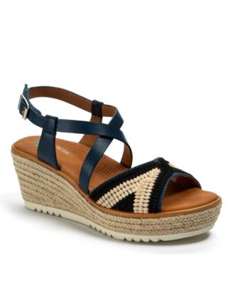 bare traps miriam wedge sandal