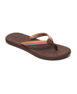 macys flip flops womens